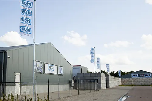 Sell catalytic converters to RKR